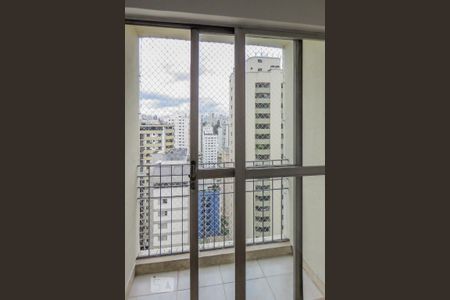 Apartamento para alugar com 126m², 3 quartos e 2 vagas Apartamento para alugar com 126m², 3 quartos e 2 vagasVaranda sala