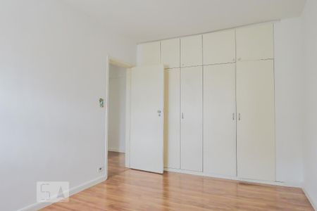 Apartamento para alugar com 126m², 3 quartos e 2 vagas Apartamento para alugar com 126m², 3 quartos e 2 vagasQuarto 2