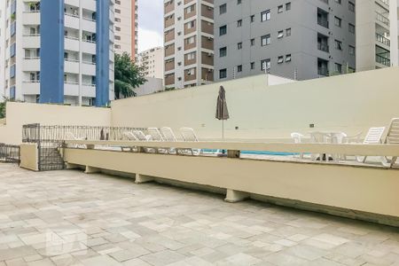 Apartamento para alugar com 126m², 3 quartos e 2 vagas Apartamento para alugar com 126m², 3 quartos e 2 vagasPiscina