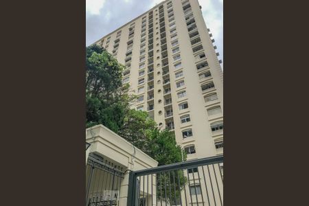 Apartamento para alugar com 126m², 3 quartos e 2 vagas Apartamento para alugar com 126m², 3 quartos e 2 vagasFachada