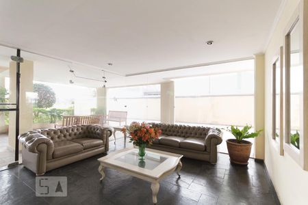 Apartamento à venda com 65m², 2 quartos e 1 vaga Apartamento à venda com 65m², 2 quartos e 1 vagaHall Comum