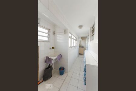 Apartamento para alugar com 121m², 3 quartos e 2 vagas Apartamento para alugar com 121m², 3 quartos e 2 vagasArea de serviço