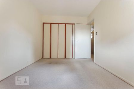 Apartamento para alugar com 121m², 3 quartos e 2 vagas Apartamento para alugar com 121m², 3 quartos e 2 vagasQuarto 03