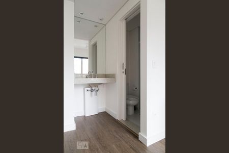 Banheiro de apartamento para alugar com 1 quarto, 35m² em Jardim Paulista, São Paulo