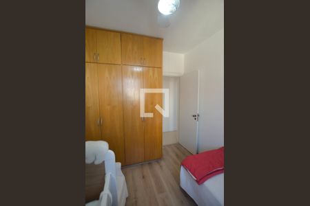 Apartamento à venda com 111m², 3 quartos e 3 vagasQuarto 2