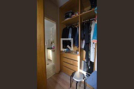 Apartamento à venda com 111m², 3 quartos e 3 vagasQuarto 3 - Closet