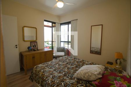 Apartamento à venda com 111m², 3 quartos e 3 vagasQuarto 3