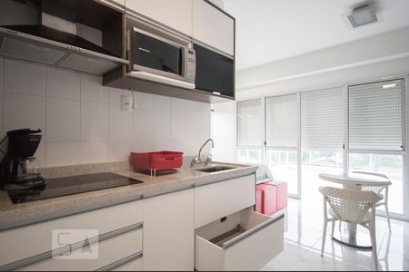 Cozinha de apartamento à venda com 1 quarto, 57m² em Brooklin Paulista, São Paulo