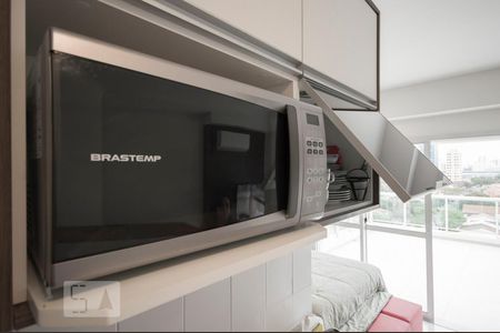 Detalhe Cozinha de apartamento à venda com 1 quarto, 57m² em Brooklin Paulista, São Paulo