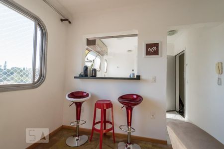 Sala de apartamento para alugar com 1 quarto, 49m² em Vila Alexandria, São Paulo