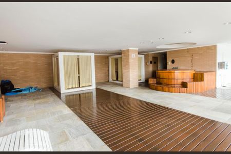 Apartamento para alugar com 41m², 1 quarto e 1 vaga Apartamento para alugar com 41m², 1 quarto e 1 vagaOfuro, massagem e sauna