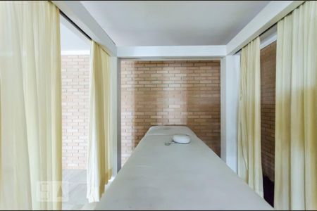 Apartamento para alugar com 41m², 1 quarto e 1 vaga Apartamento para alugar com 41m², 1 quarto e 1 vagaMassagem