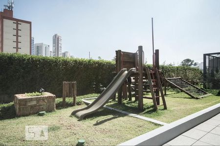 Apartamento à venda com 70m², 2 quartos e 1 vaga Apartamento à venda com 70m², 2 quartos e 1 vagaPlayground