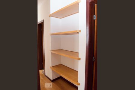 Corredor de apartamento para alugar com 3 quartos, 78m² em Chácara Primavera, Campinas