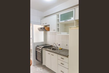 Cozinha de apartamento para alugar com 1 quarto, 35m² em Vila Gomes Cardim, São Paulo