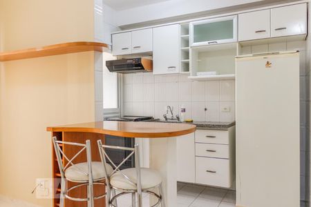 Sala - cozinha de apartamento para alugar com 1 quarto, 35m² em Vila Gomes Cardim, São Paulo