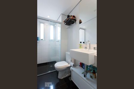 Banheiro de apartamento para alugar com 1 quarto, 47m² em Vila Buarque, São Paulo