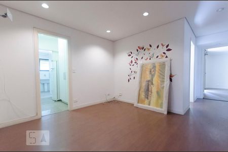 Apartamento à venda com 387m², 4 quartos e 4 vagasCorredor dos quartos