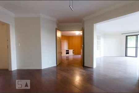 Apartamento à venda com 387m², 4 quartos e 4 vagasHall de entrada