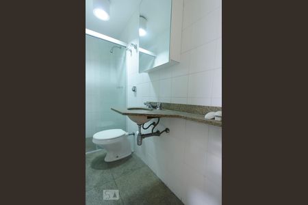 Apartamento à venda com 387m², 4 quartos e 4 vagasBanheiro de serviço