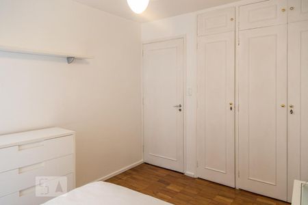 Dormitório 01 de apartamento à venda com 2 quartos, 92m² em Itaim Bibi, São Paulo