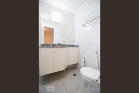 Banheiro suite de apartamento à venda com 3 quartos, 110m² em Vila Mariana, São Paulo