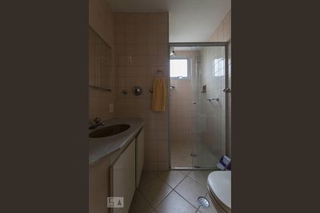 Banheiro de apartamento para alugar com 1 quarto, 50m² em Vila Mariana, São Paulo