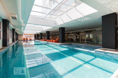 Studio para alugar com 49m², 1 quarto e 1 vaga Studio para alugar com 49m², 1 quarto e 1 vagaPiscina - Condomínio