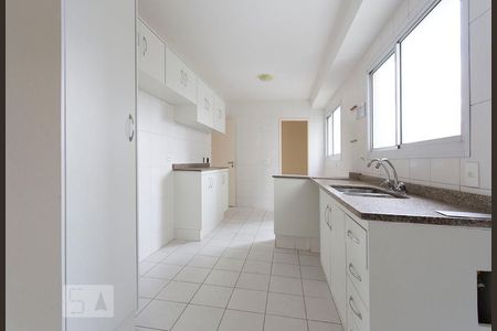 Apartamento à venda com 185m², 4 quartos e 3 vagasCozinha