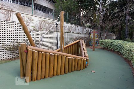 Apartamento à venda com 185m², 4 quartos e 3 vagasPlayground