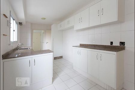 Apartamento à venda com 185m², 4 quartos e 3 vagasCozinha