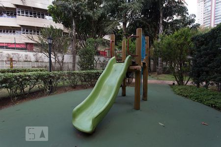 Apartamento à venda com 185m², 4 quartos e 3 vagasPlayground