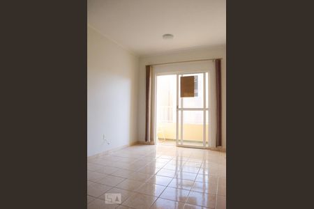 Sala de apartamento à venda com 3 quartos, 70m² em Jardim Santa Genebra, Campinas