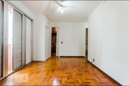 Apartamento para alugar com 120m², 3 quartos e 1 vagaSuite