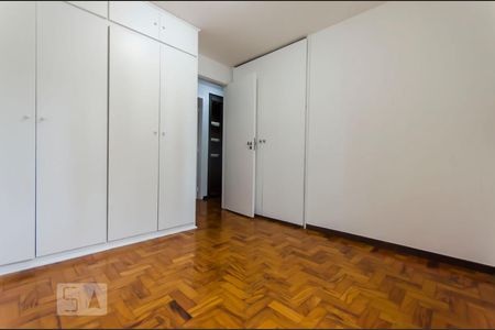 Apartamento para alugar com 120m², 3 quartos e 1 vagaQuarto 02