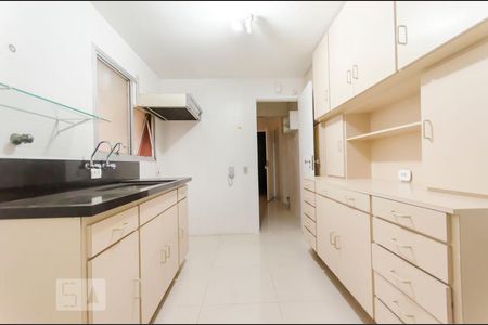 Apartamento para alugar com 120m², 3 quartos e 1 vagaCozinha