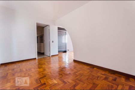 Apartamento para alugar com 120m², 3 quartos e 1 vagaSala