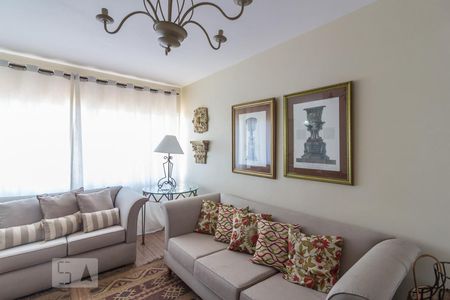 Apartamento à venda com 85m², 2 quartos e 1 vagaSala