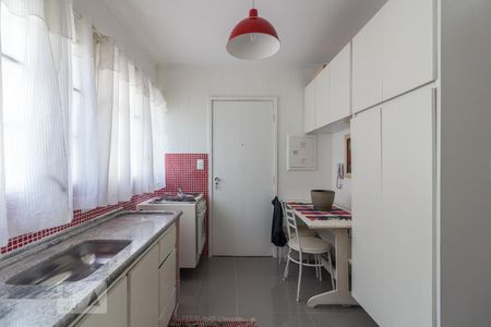 Apartamento à venda com 85m², 2 quartos e 1 vagaCozinha
