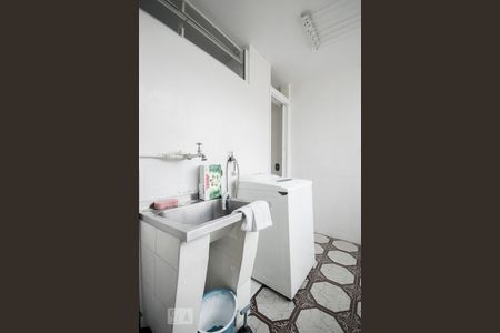 Apartamento à venda com 90m², 2 quartos e 1 vagaÁrea Serviço