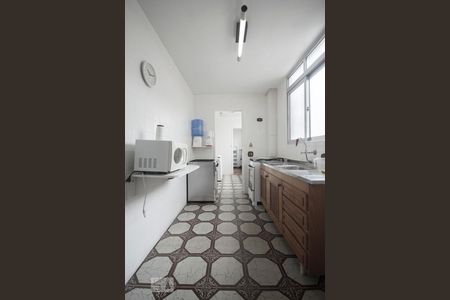 Apartamento à venda com 90m², 2 quartos e 1 vagaCozinha