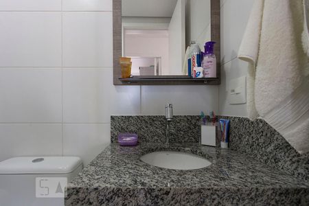 Banheiro  de apartamento à venda com 2 quartos, 45m² em Liberdade, São Paulo