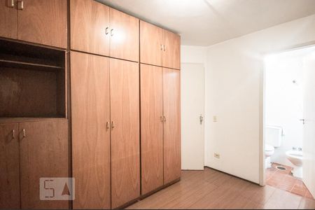Suíte de apartamento à venda com 3 quartos, 110m² em Vila Guarani (z Sul), São Paulo