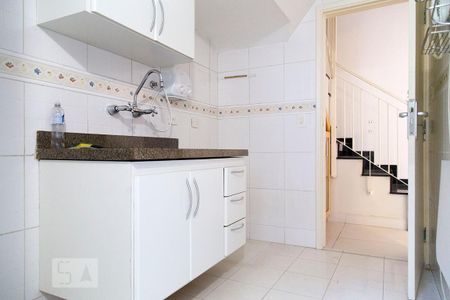 Apartamento para alugar com 64m², 1 quarto e 2 vagas Apartamento para alugar com 64m², 1 quarto e 2 vagasCozinha