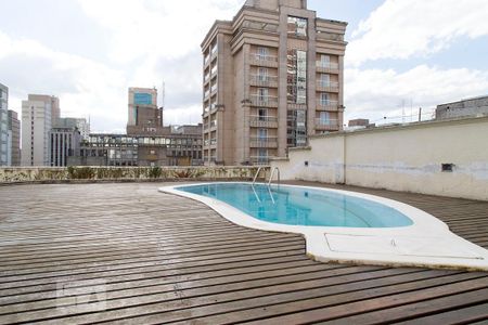 Apartamento para alugar com 64m², 1 quarto e 2 vagas Apartamento para alugar com 64m², 1 quarto e 2 vagasPiscina