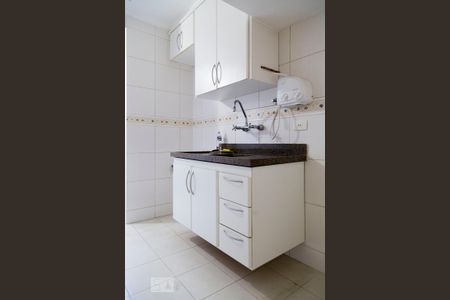 Apartamento para alugar com 64m², 1 quarto e 2 vagas Apartamento para alugar com 64m², 1 quarto e 2 vagasCozinha