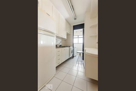 Apartamento para alugar com 60m², 2 quartos e 2 vagas Apartamento para alugar com 60m², 2 quartos e 2 vagasCozinha