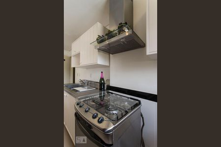 Apartamento para alugar com 63m², 2 quartos e 2 vagas Apartamento para alugar com 63m², 2 quartos e 2 vagasCozinha