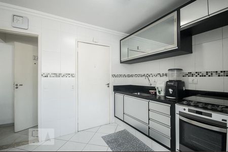 Apartamento à venda com 64m², 2 quartos e 1 vagaCozinha