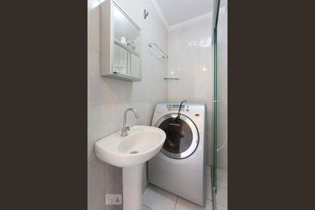 Banheiro de kitnet/studio à venda com 1 quarto, 30m² em Bela Vista, São Paulo